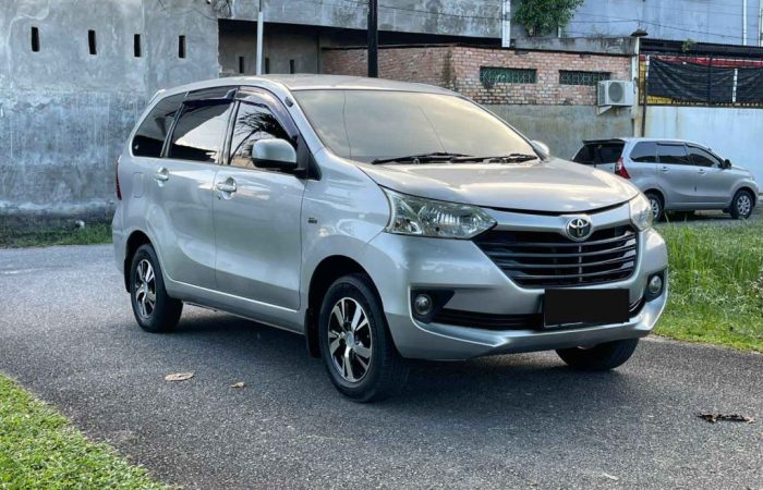 01 Avanza 2017 01 Toyota Avanza 2017 M/T Putih