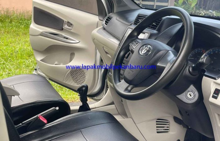01 Avanza G 2019 05 Toyota Avanza 2019 M/T Silver
