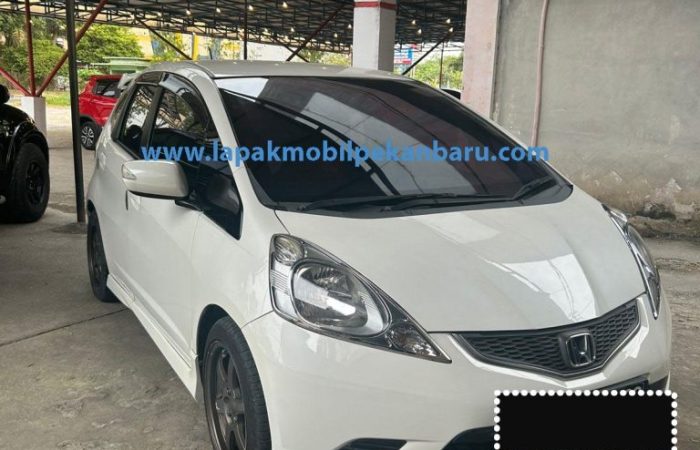 02 Jazz 02 Honda Jazz RS A/T 2009