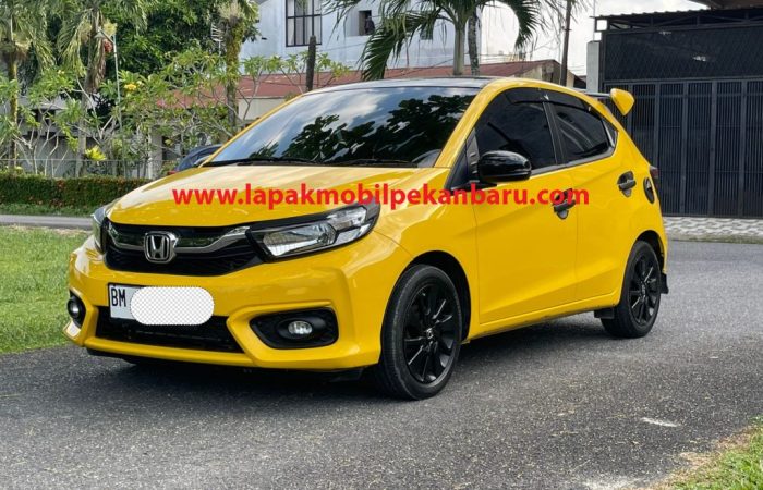 02 brio 02 Honda Brio Urbanite M/T 2022